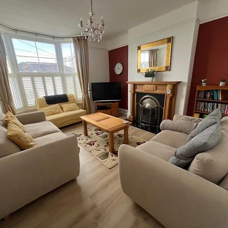 Spacious First Floor Family Flat, Sea View Torquay Exteriér fotografie