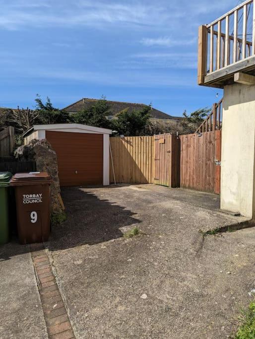 Spacious First Floor Family Flat, Sea View Torquay Exteriér fotografie