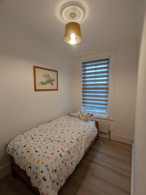 Spacious First Floor Family Flat, Sea View Torquay Exteriér fotografie